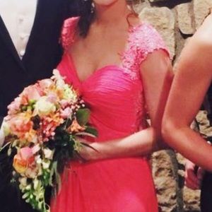 La Femme Coral Prom Dress, Size 2
